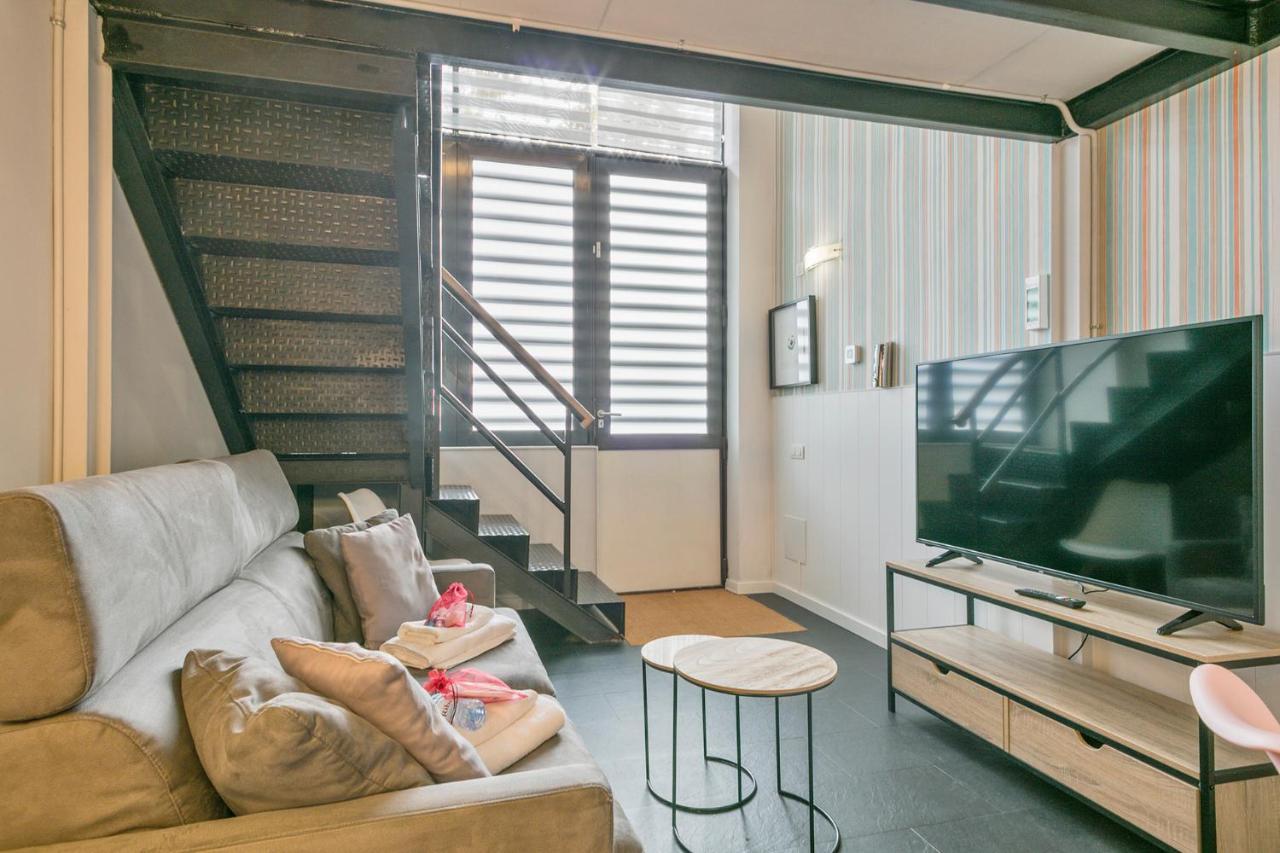Alcam Futbol Apartment Barcelona Exterior photo